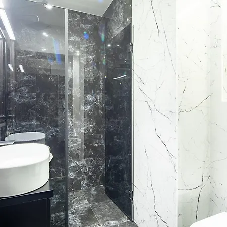 Extreme Luxury * بودابست