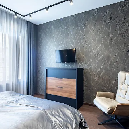 Extreme Luxury Apartment *