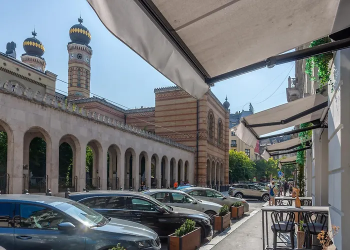 Extreme Luxury Budapest